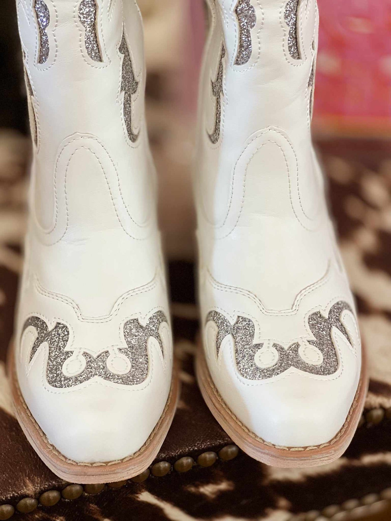 Two Steppin Glitter Detail Cowgirl Boot - White