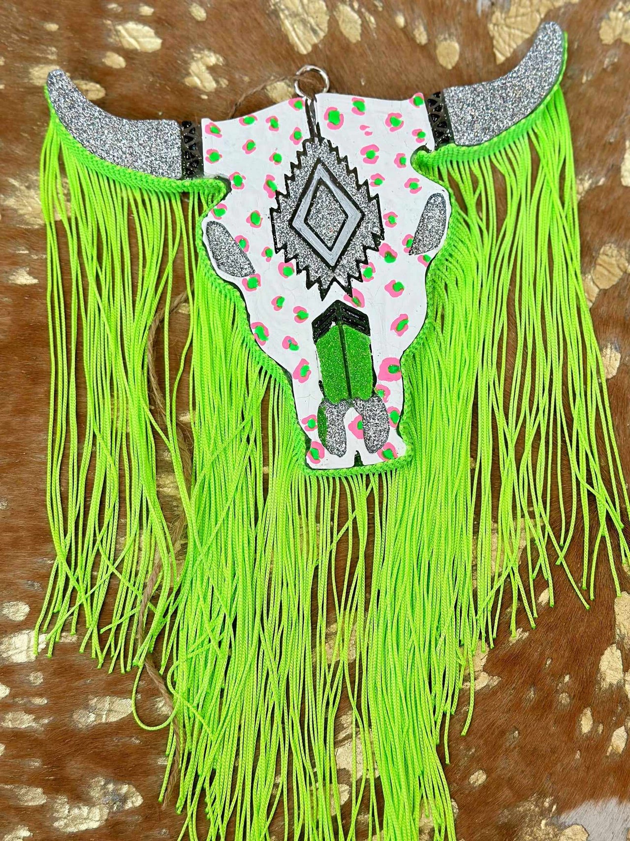 Silver Steer and Lime Fringe Freshie