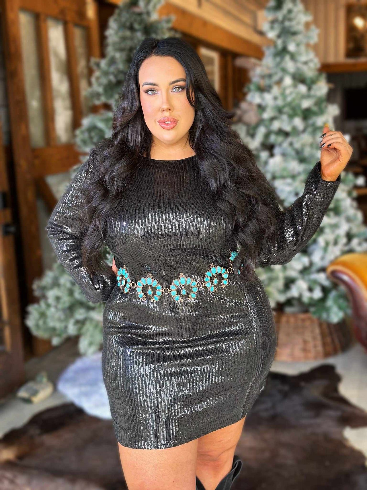 Plus size black sequin dress with long sleeve 
