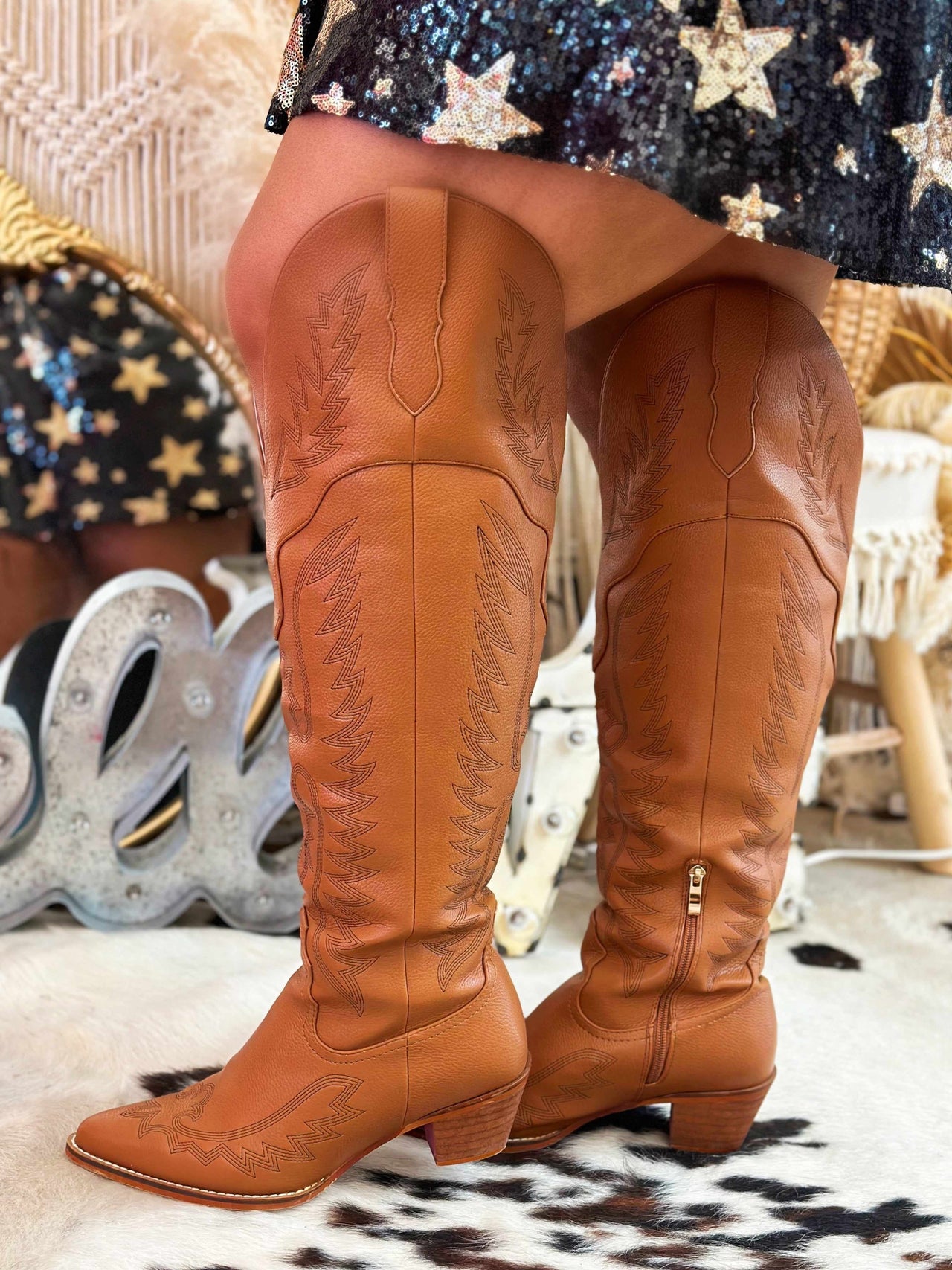 The Knight Cowgirl Wide Boots - Brown