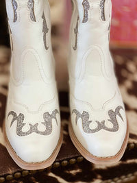 Thumbnail for Two Steppin Glitter Detail Cowgirl Boot - White