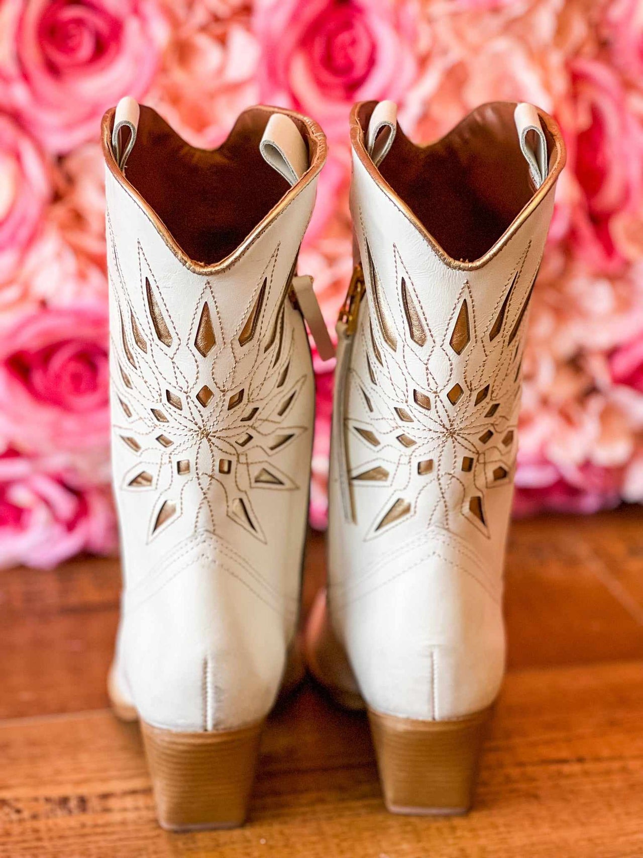 Roxy's Shotgun Cowgirl White Boots