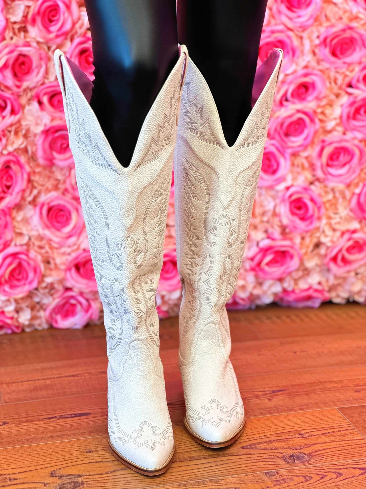 Knee high white cowgirl boots