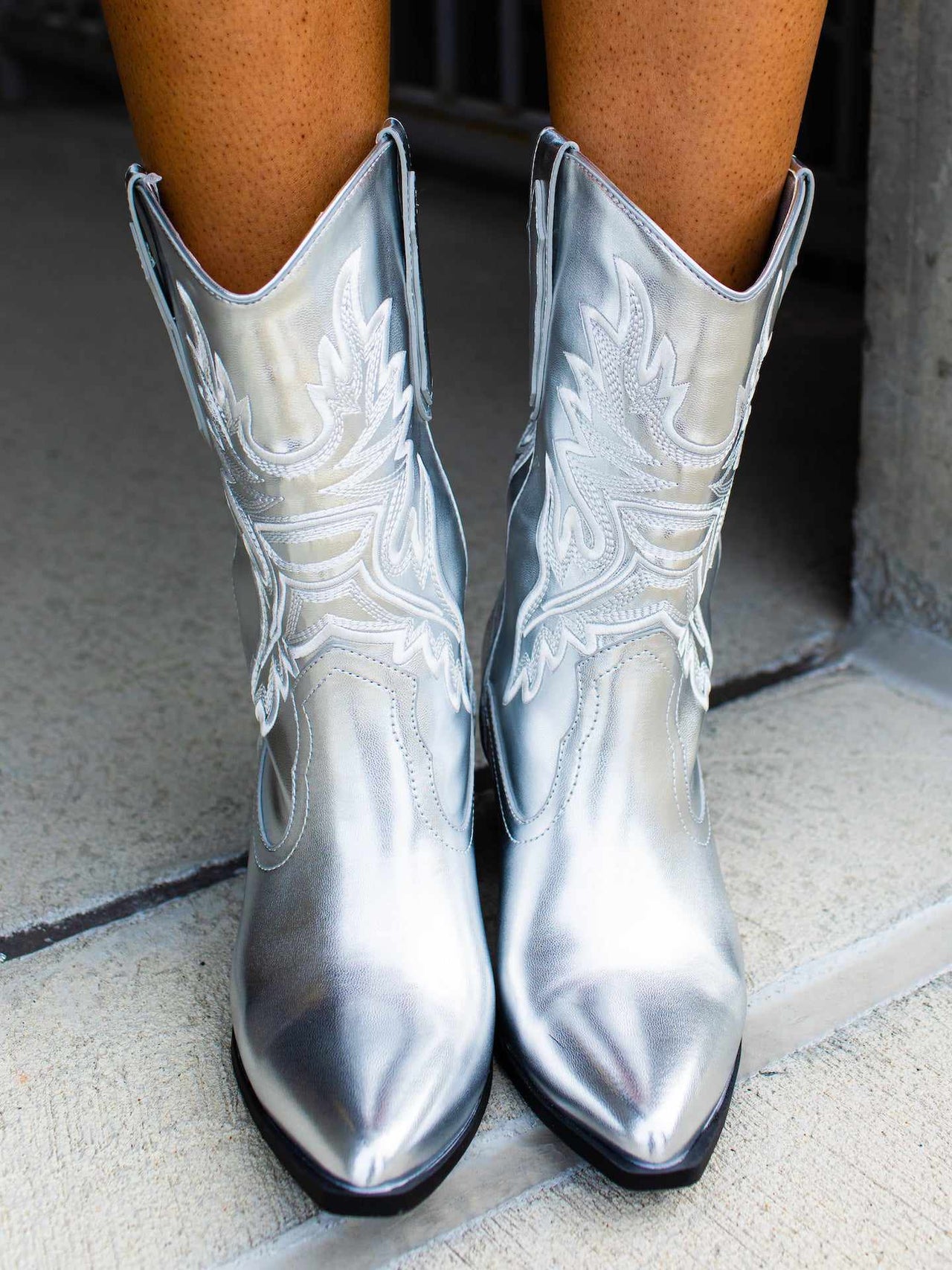 Space Cowgirl Booties - Silver Metallic